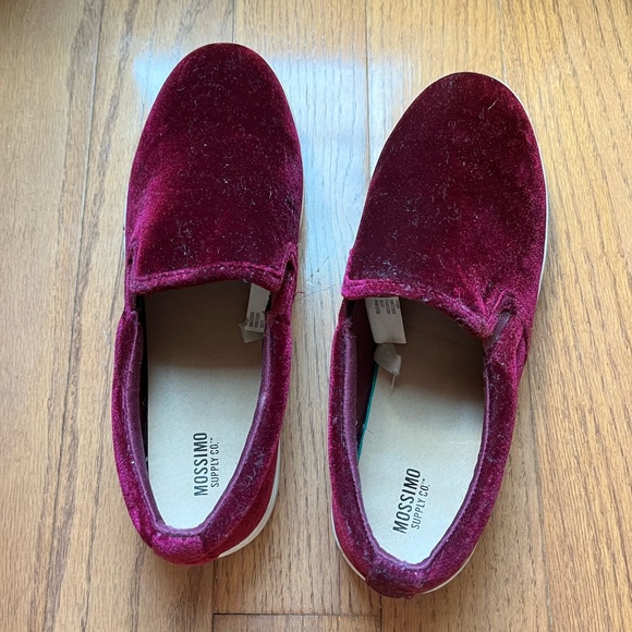Velvet slip on shoes - Picture 4 of 4